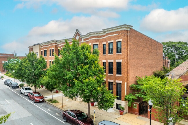 2527-2531 Saint Paul St