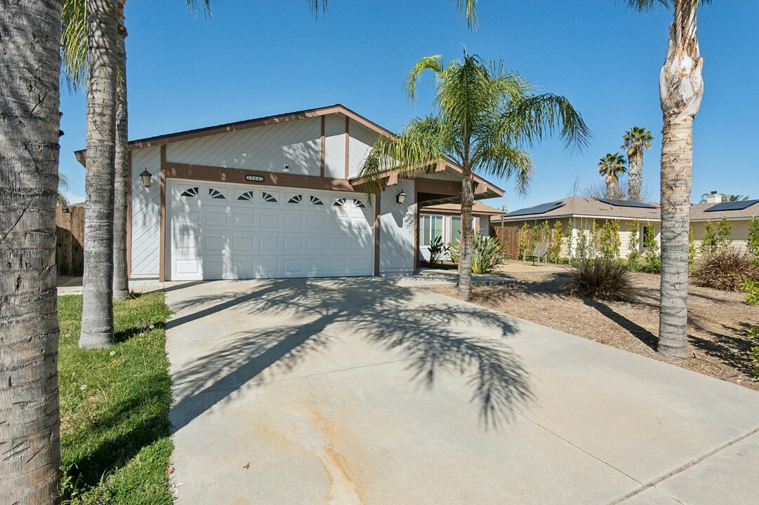 29685 Park City Ave in Menifee, CA - Building Photo