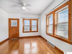 815 Pierce St in Omaha, NE - Foto de edificio - Building Photo