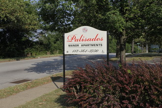 Palisades Manor in Braddock, PA - Building Photo - Building Photo