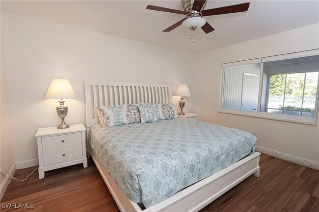 property at 820 Ketch Dr