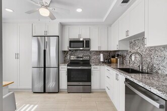 2054 Exeter C in Boca Raton, FL - Building Photo - Building Photo