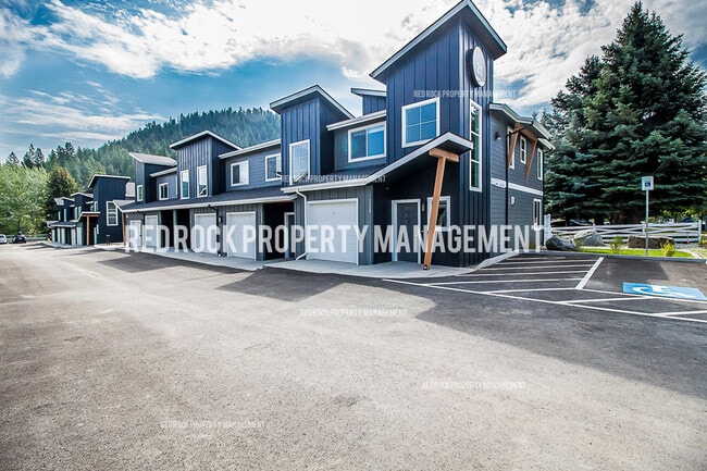 1582 Latitude Ln in Coeur d'Alene, ID - Building Photo - Building Photo