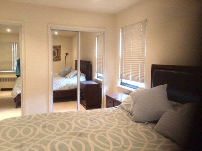 38C Sandra Cir, Unit C2 in Westfield, NJ - Foto de edificio - Building Photo