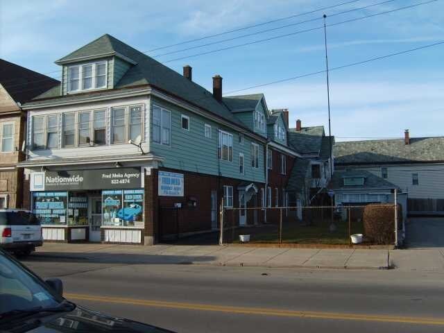1926 Clinton St in Buffalo, NY - Foto de edificio