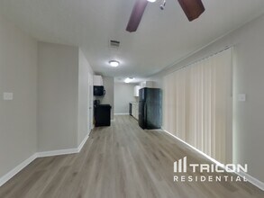 4501 Clover St in Houston, TX - Building Photo - Building Photo