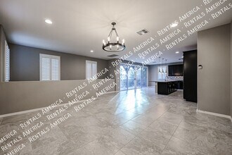 4212 E Erie St, Unit 105 in Gilbert, AZ - Building Photo - Building Photo