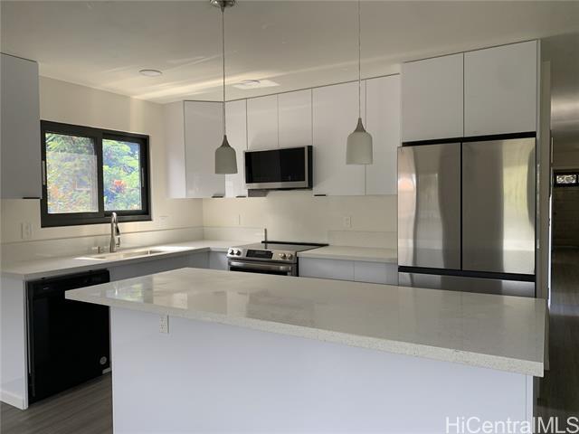 2666 E Manoa Rd in Honolulu, HI - Building Photo - Building Photo