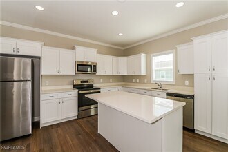 1844 Welk St in Lehigh Acres, FL - Building Photo - Building Photo