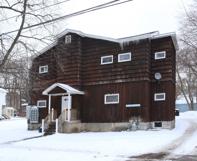 112 Park St in Auburn, NY - Building Photo - Building Photo