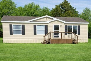 6100 Preston Rd in Denison, TX - Building Photo