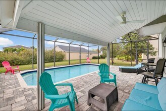 21560 Brixham Run Loop in Estero, FL - Building Photo - Building Photo