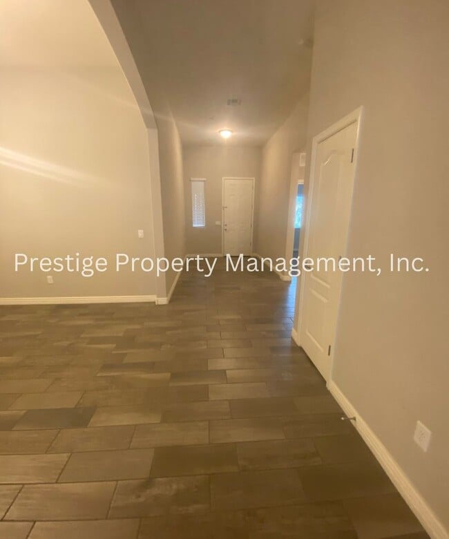 5540 W Jade Rock Pl in Tucson, AZ - Building Photo - Building Photo