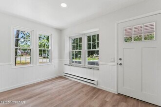 6B Bayberry Ln in Manchester Township, NJ - Building Photo - Building Photo