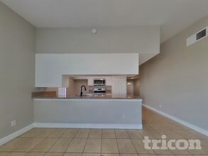 14353 Victor Dr, Unit 00-2308 in Moreno Valley, CA - Building Photo - Building Photo