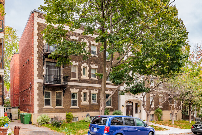 3435 Prud'homme Av in Montréal, QC - Building Photo - Building Photo