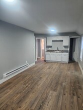 3259 W 48th St-Unit -D in Cleveland, OH - Building Photo - Building Photo