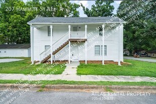 207 Hammitt St NE in Hartselle, AL - Building Photo