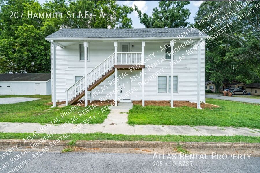 207 Hammitt St NE in Hartselle, AL - Building Photo
