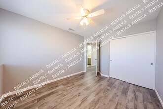 15847 N 32nd Pl in Phoenix, AZ - Building Photo - Building Photo