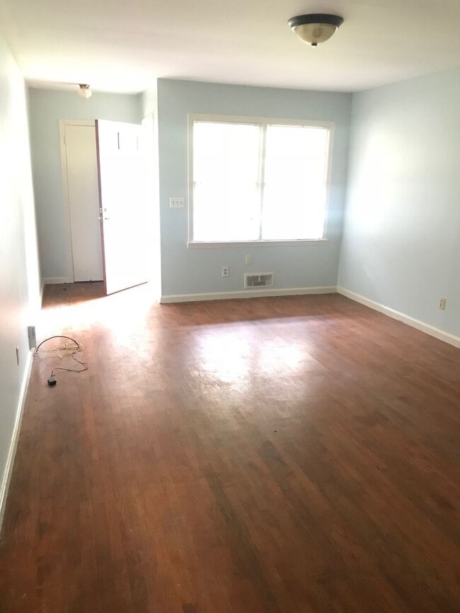 180 Riverdale Dr in Athens, GA - Building Photo - Building Photo