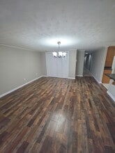 7607 Judd Cemetery Rd in Baxter, TN - Foto de edificio - Building Photo