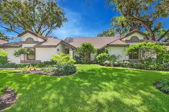property at 4256 Gleneagles Dr