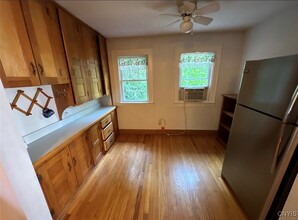 114 Phelps Pl in Syracuse, NY - Building Photo - Building Photo