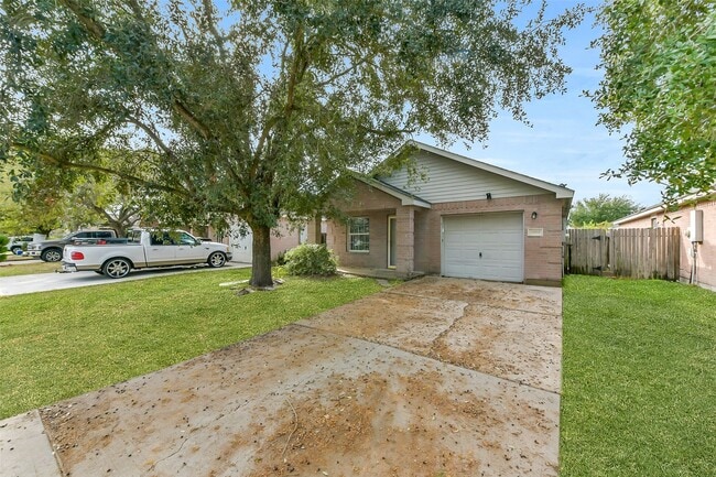 13518 Woodring Ct in Houston, TX - Building Photo - Building Photo