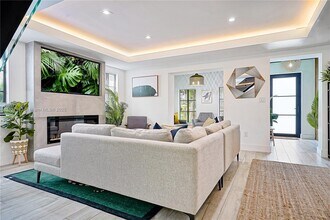 1720 SW 11th St in Miami, FL - Building Photo - Building Photo