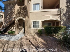10245 S Maryland Pkwy-Unit -#140 in Las Vegas, NV - Foto de edificio - Building Photo