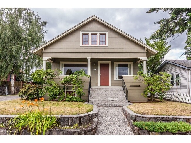 property at 8052 SE Morrison St