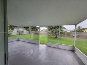 1814 Oakmount Dr in West Palm Beach, FL - Building Photo - Building Photo