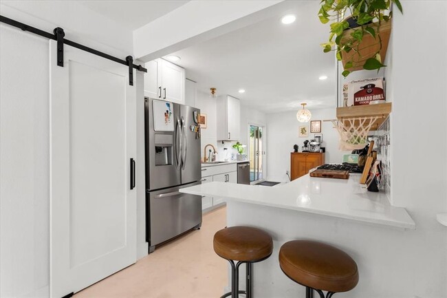 property at 3207 Oak Alley