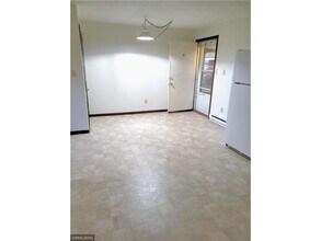 935 Pearl St in Prescott, WI - Building Photo - Building Photo