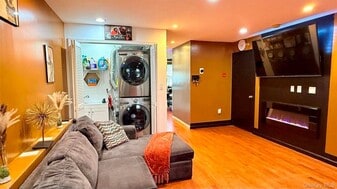 660 Williams Ave in Brooklyn, NY - Building Photo