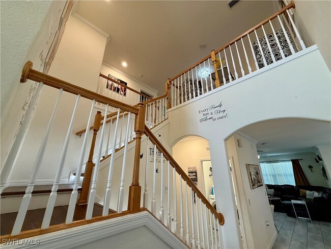 10704 Essex Square Blvd in Ft. Myers, FL - Building Photo - Building Photo