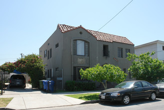 1172 N Ardmor Ave in Los Angeles, CA - Building Photo - Building Photo