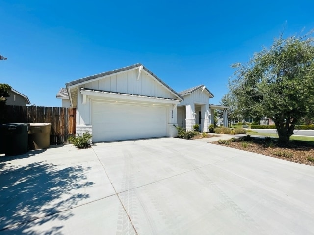 9718 Alondra Dr in Bakersfield, CA - Building Photo - Building Photo
