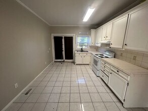 10 Willow Ln in Elgin, SC - Building Photo - Building Photo