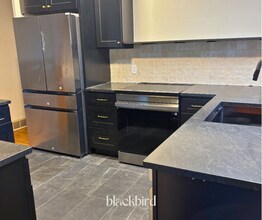 6905 N Lincoln St in Spokane, WA - Foto de edificio - Building Photo