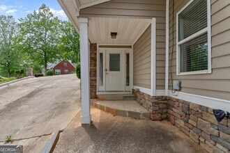 160 Birch Rd in Covington, GA - Building Photo - Building Photo