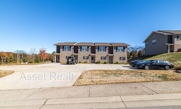 932 Warrior Hill Dr in Louisville, TN - Building Photo - Building Photo