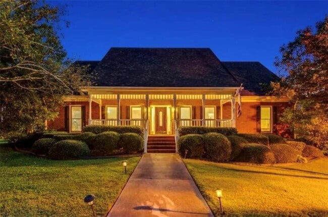 1408 Aramore Dr SE in Conyers, GA - Building Photo - Building Photo