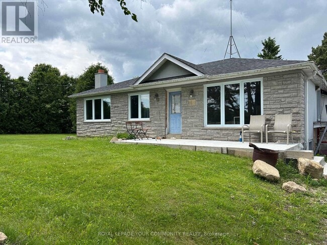 property at 5520 18th Side Rd