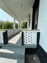 1521 Adamsville Rd in Zanesville, OH - Building Photo - Building Photo