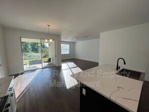 737 Trillium Ct in Debary, FL - Building Photo - Building Photo