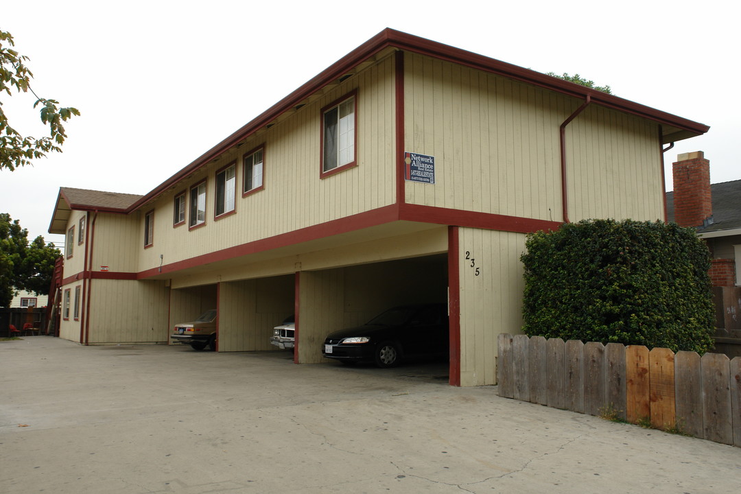 235 Soledad St in Salinas, CA - Building Photo