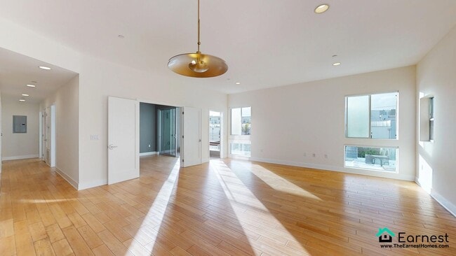 property at 4211 Redwood Ave