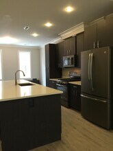 910 N Buchanan St in Arlington, VA - Building Photo - Building Photo